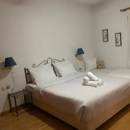 Aelias Apartament Eleousa